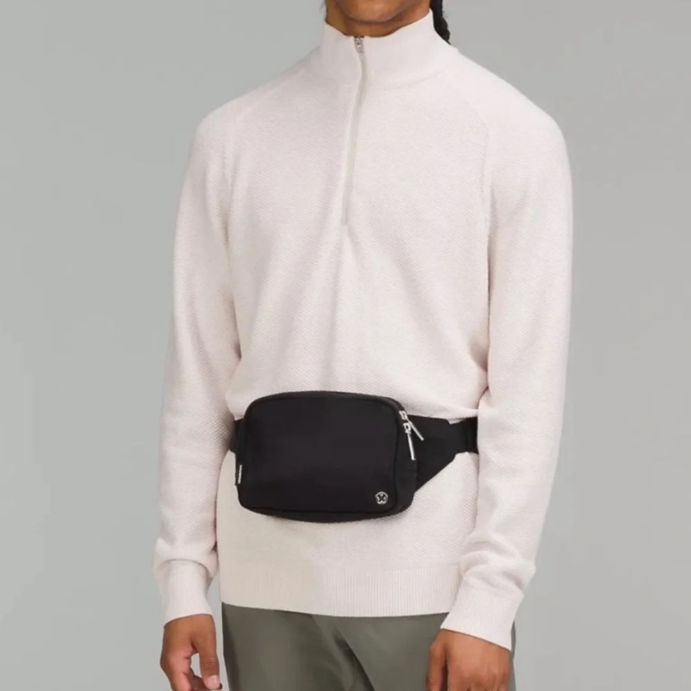NWT LULULEMON EVERYWHERE BELT BAG - Picture 1 of 17